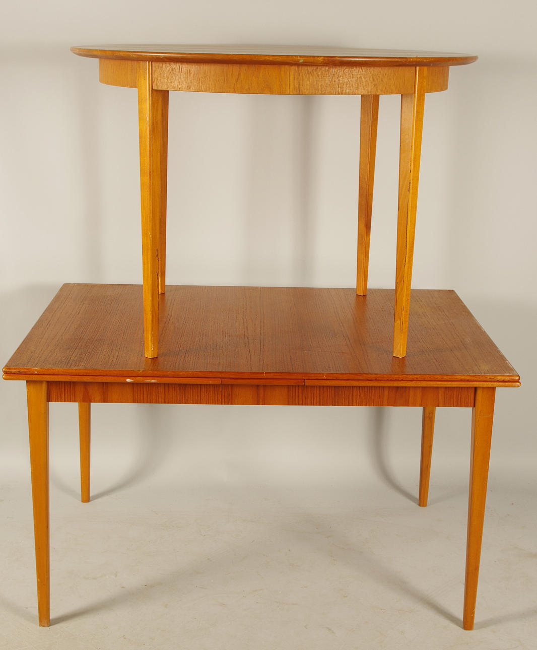 MATBORD, 2 stycken, teak.