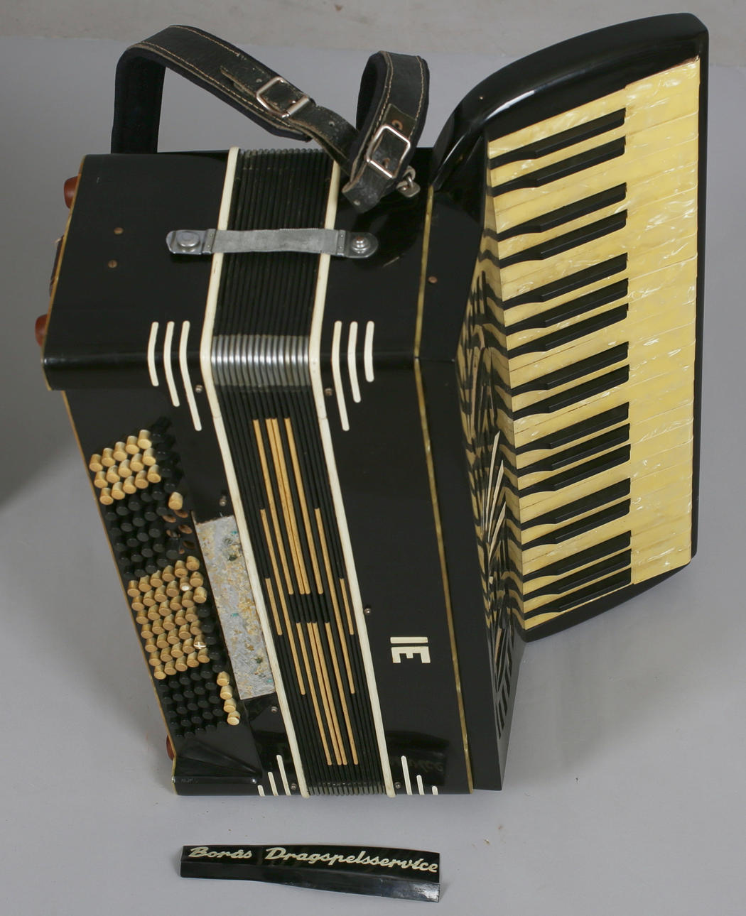 DRAGSPEL med väska.