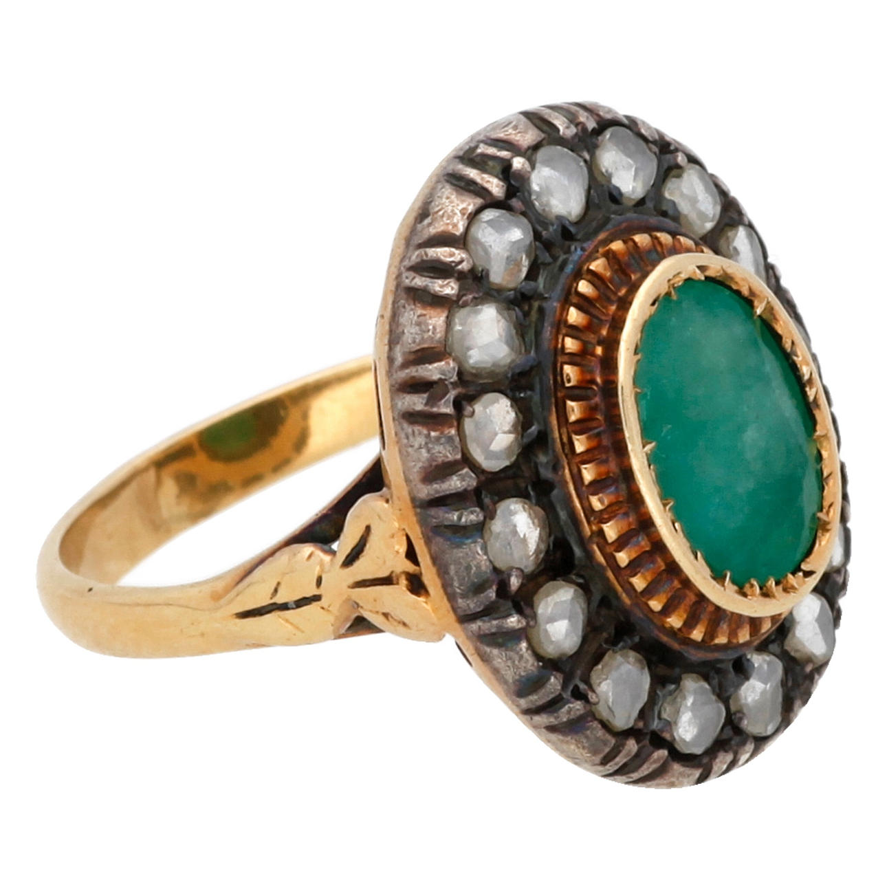 Indischer Ring aus Smaragd und Diamanten.