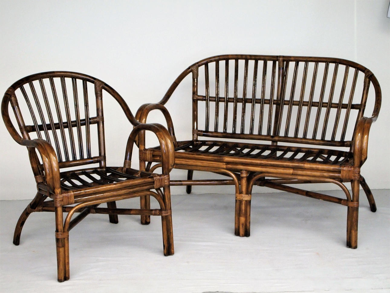 SOFÁ Y SILLÓN, ratán.