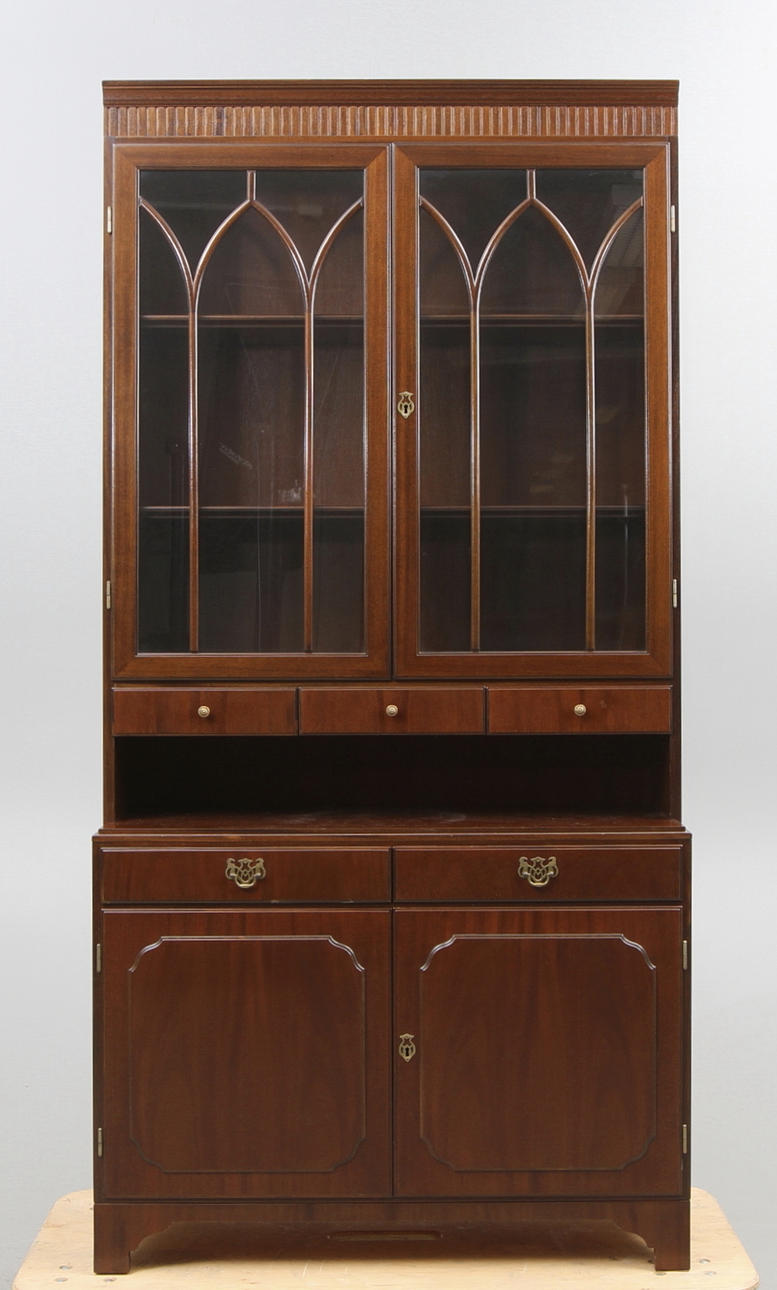 BOKSKÅP, Engelsk stil, 1900-tal.