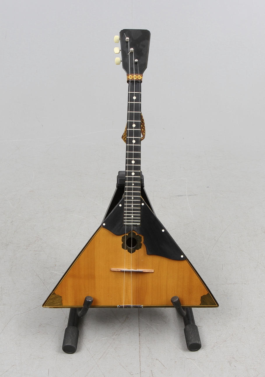 BALALAJKA, Ryssland, 1900-tal.