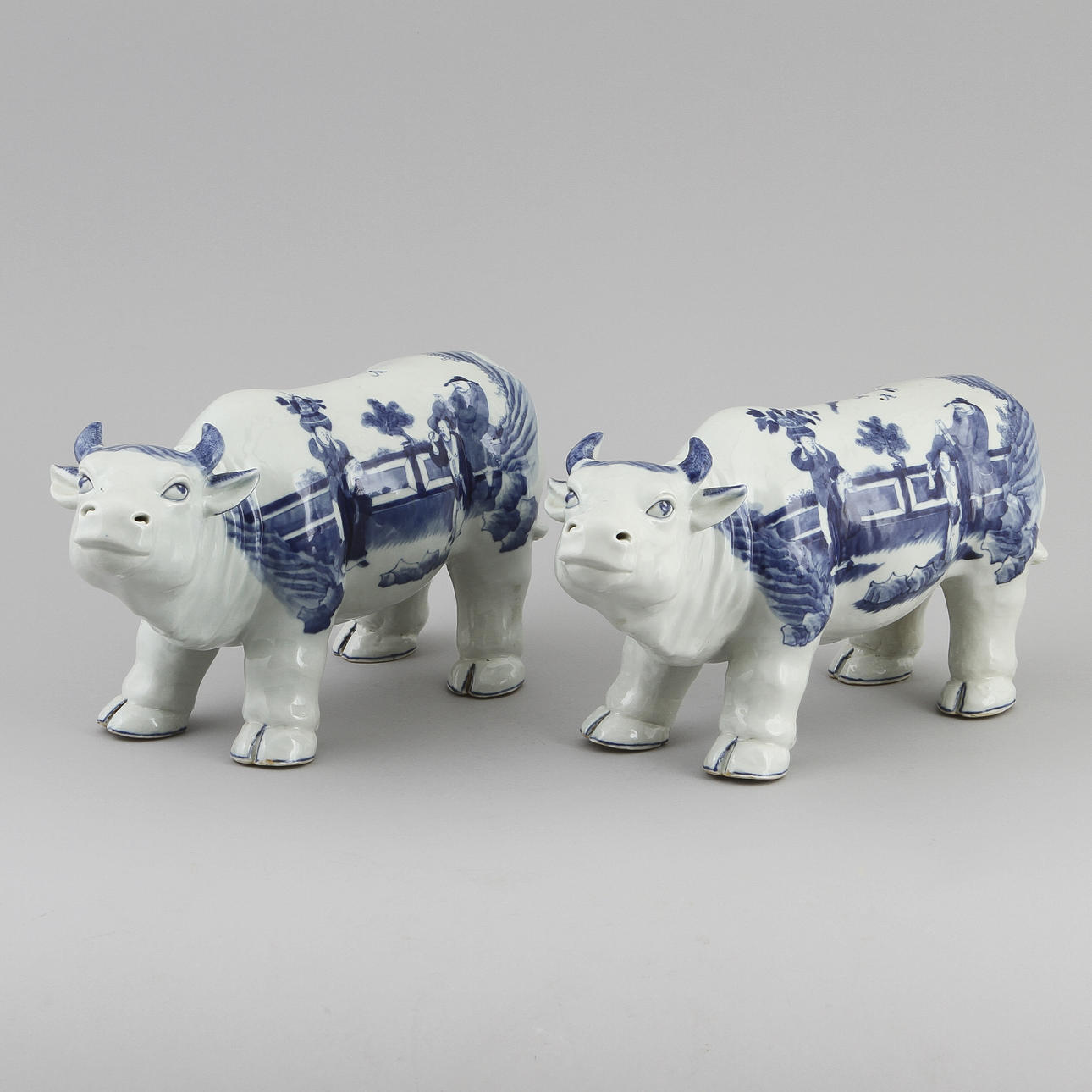 FIGURINER, ett par, porslin, Kina, 1800/1900-tal.