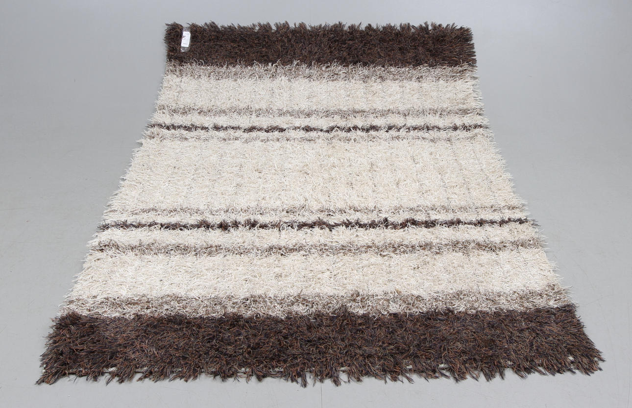 RYAMATTA, 1970-tal. Svängsta Mattväveri AB, modell "Buffalo".