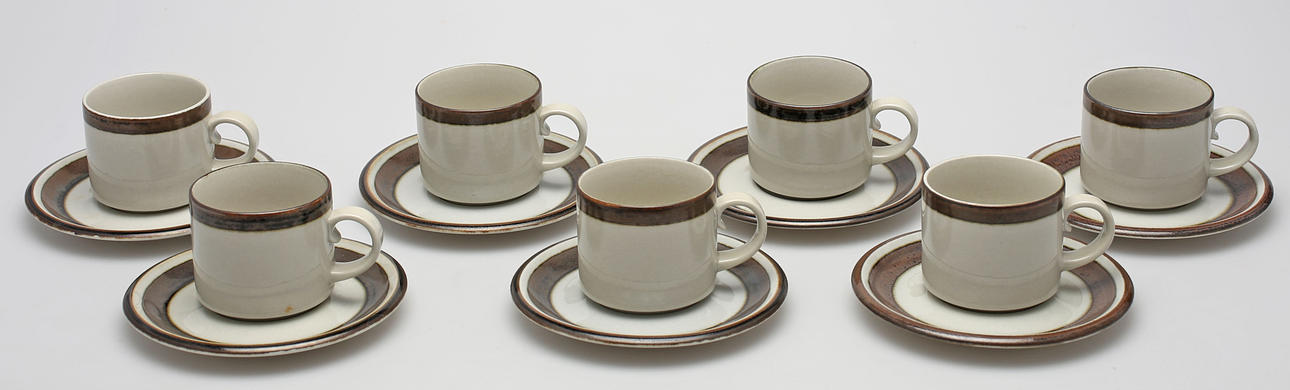 KAFFEKOPPAR MED FAT, 7 st, porslin, Karelia, Ulla Procopé, Arabia.