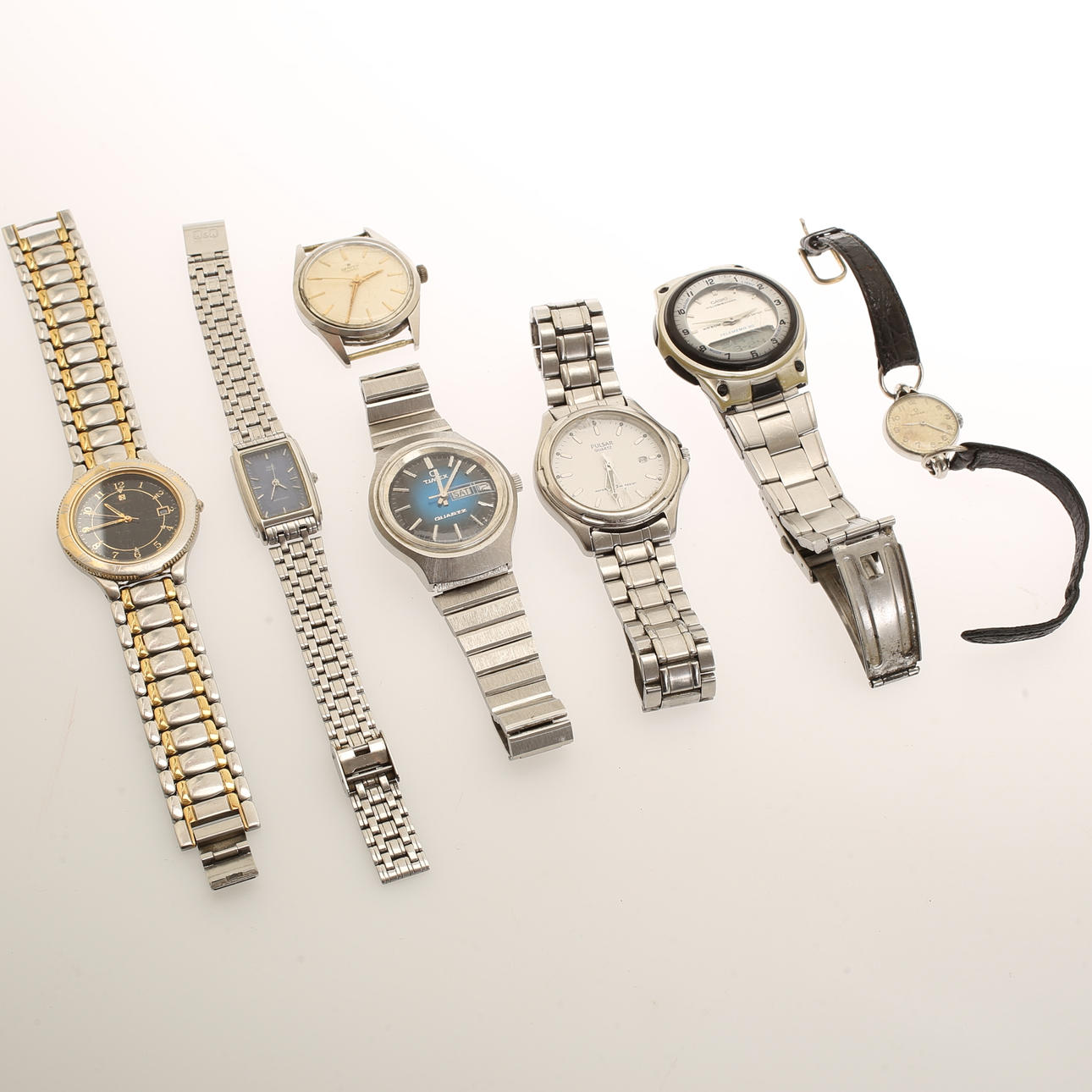 WRIST WATCH, 7 pieces, including Omega.