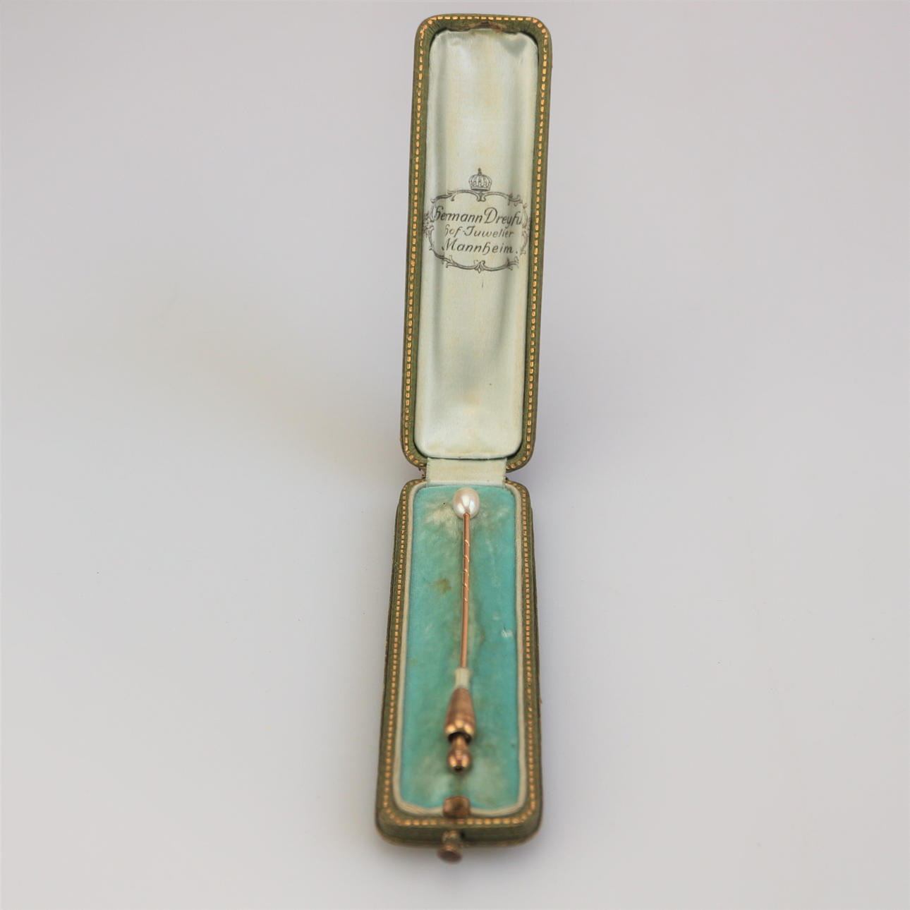 PASADOR DE CORBATA ORO 18K.