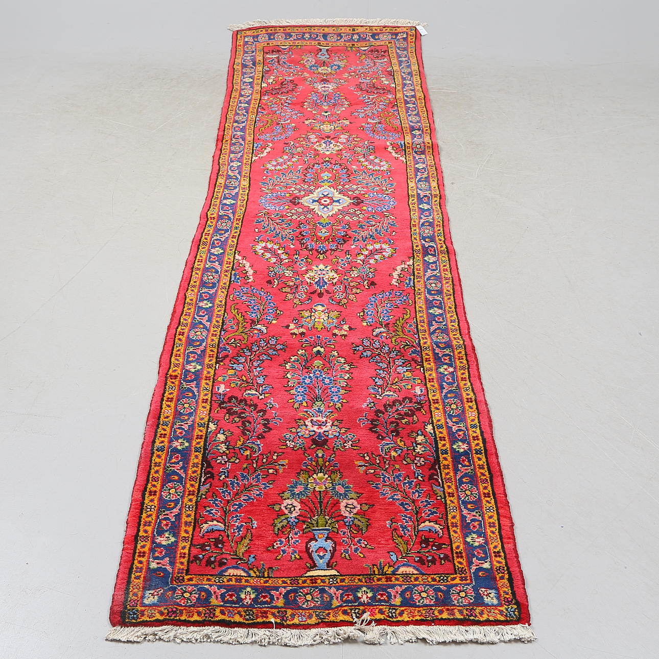 MATTA, 300 x 80 cmHamadan.