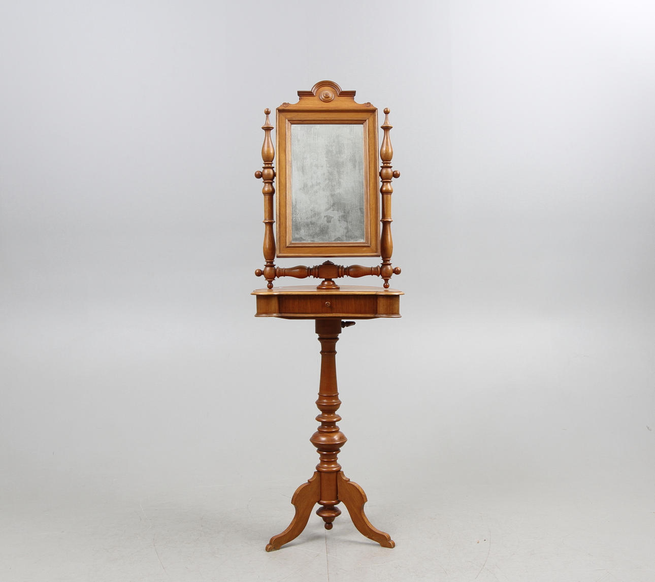 RAKBORD, nyrenässans, sent 1800-tal.