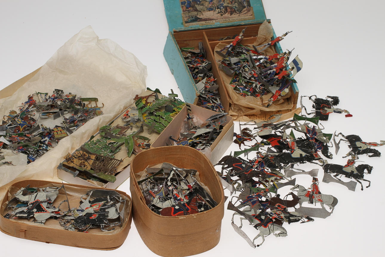 TENNFIGURER silhuett Heinrichssen, Santesson med flera.