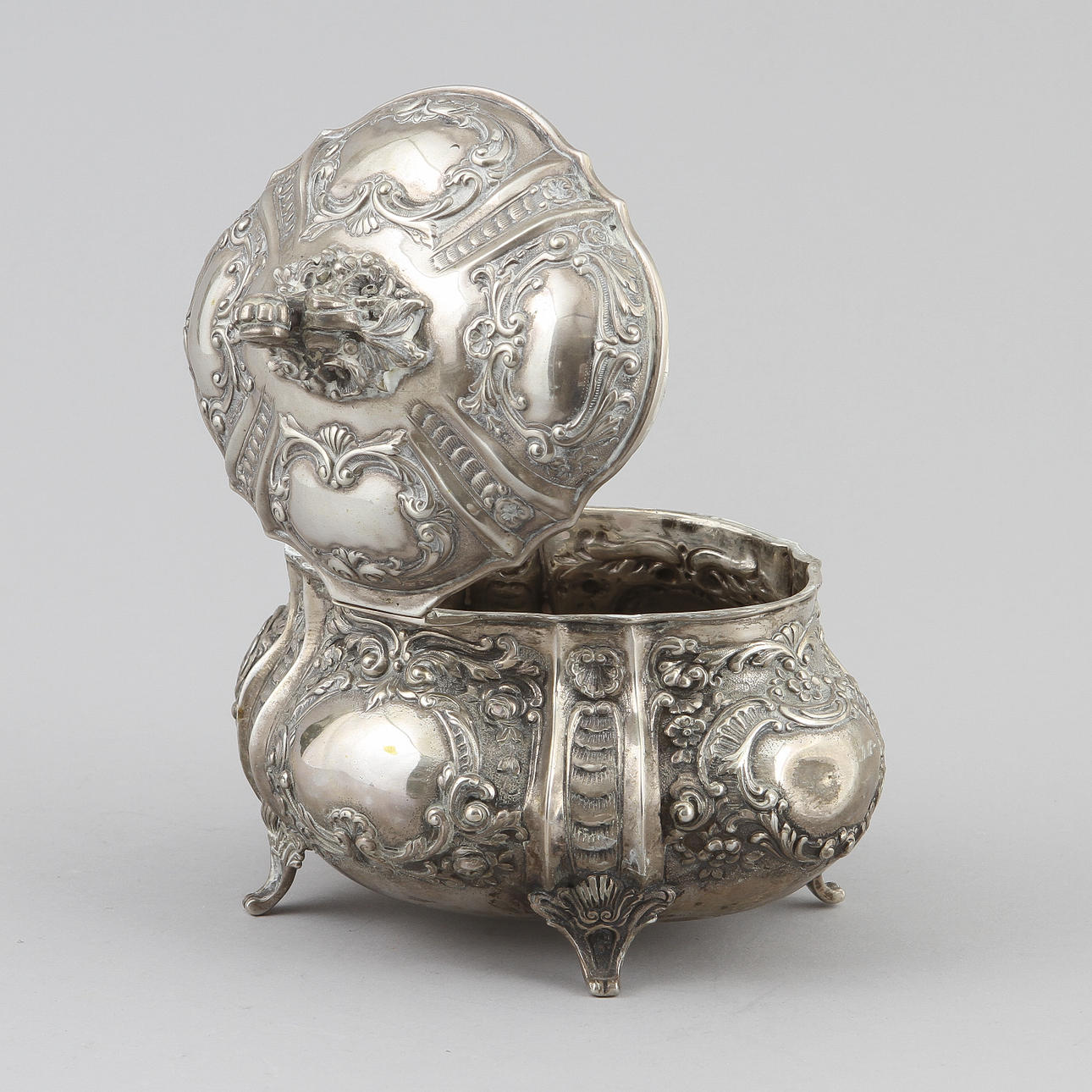 SUGAR BOX, silver, rococo style, about 420 grams. Silver & Metals ...
