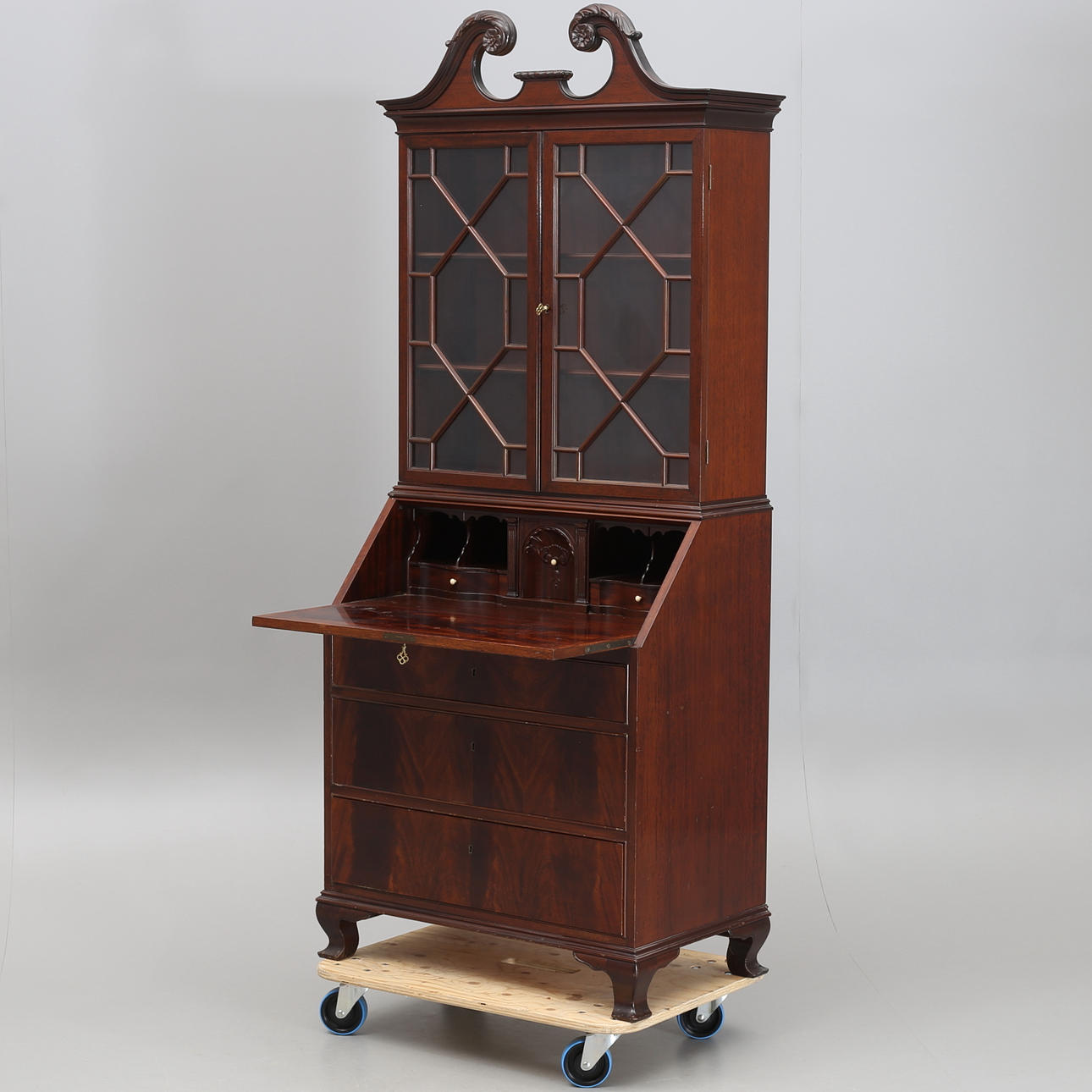 ESCAPARATE, estilo inglés, siglo XX.