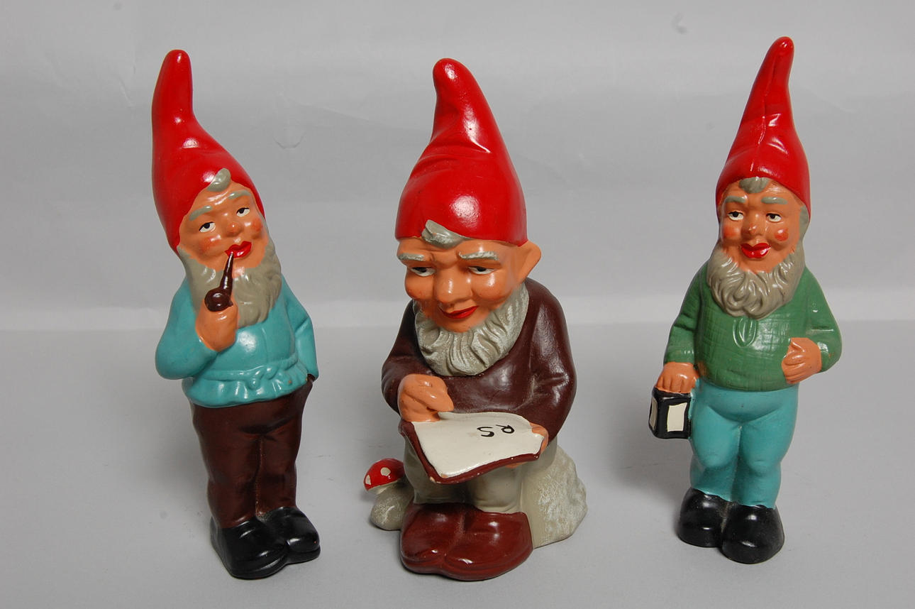 TOMTAR, 3 st, keramik, Tyskland, 1900-talets mitt.