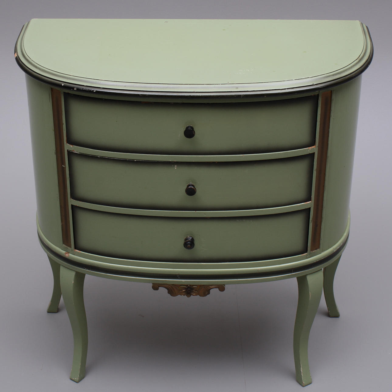 BYRÅ, trä/mintgrön, rokokostil, 3.-lådig.