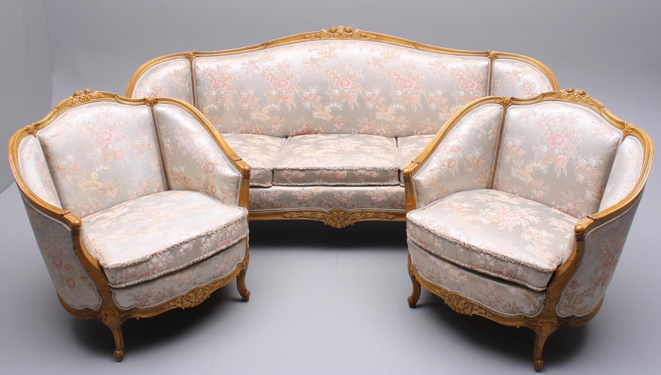 MÖBELGRUPP, 3 delar, trä, rokokostil, badkarsmodell, Lani - Malmö.