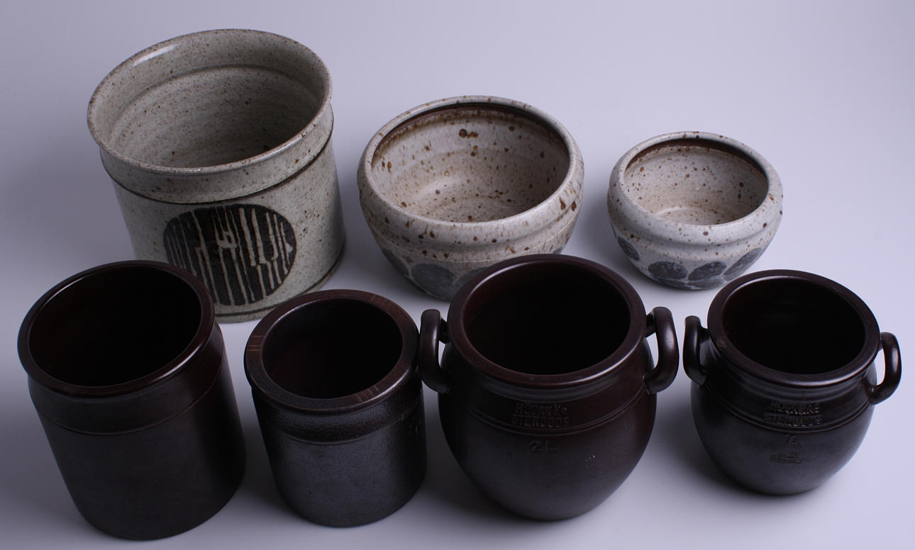 KERAMIKFÖREMÅL, 7 st, Höganäs och Rörstrand.