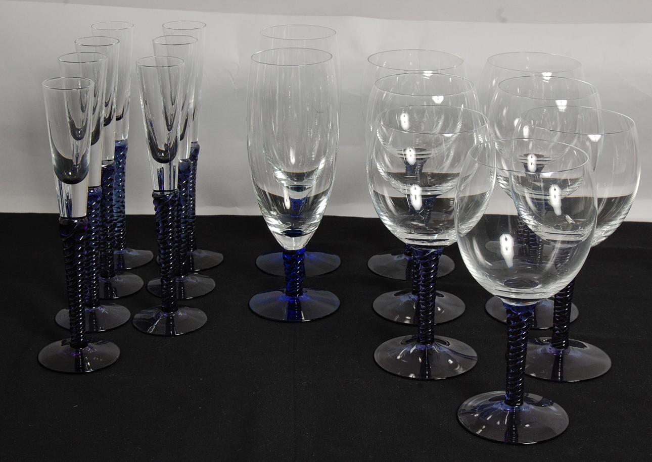 GLASSERVIS 16 delar," Twist " Älghultsglasbruk.