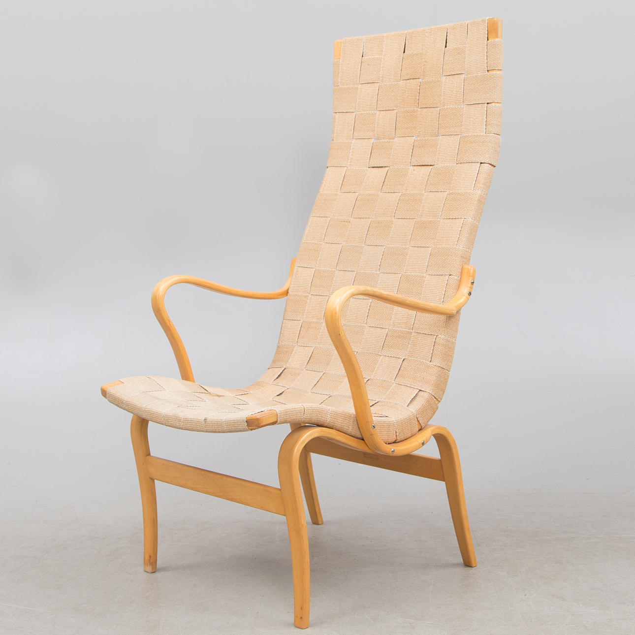 BRUNO MATHSSON. Lænestol. "Eva" høj model, 20. århundrede.