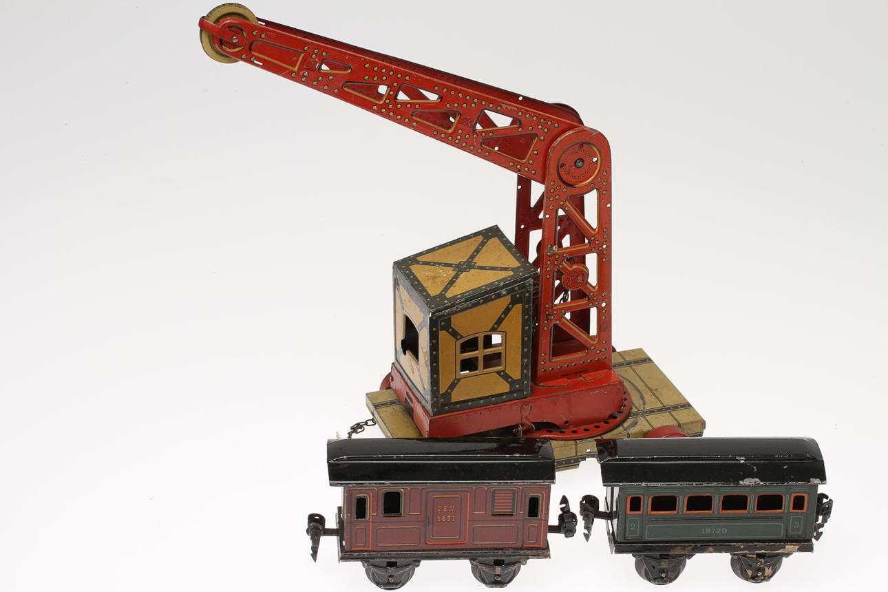 MÄRKLIN skala 0 personvagn 1872 och packvagn 1891, LYFTKRAN made in Germany.