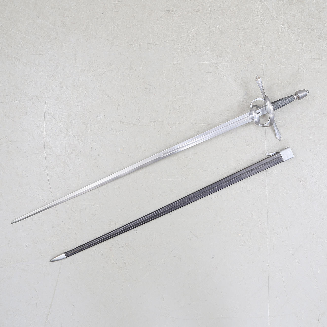 SVÄRD, REPLIKA, 1900-tal.