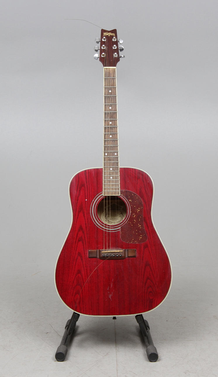 ACOUSTIC GUITAR, D11 / TR, Washburn.
