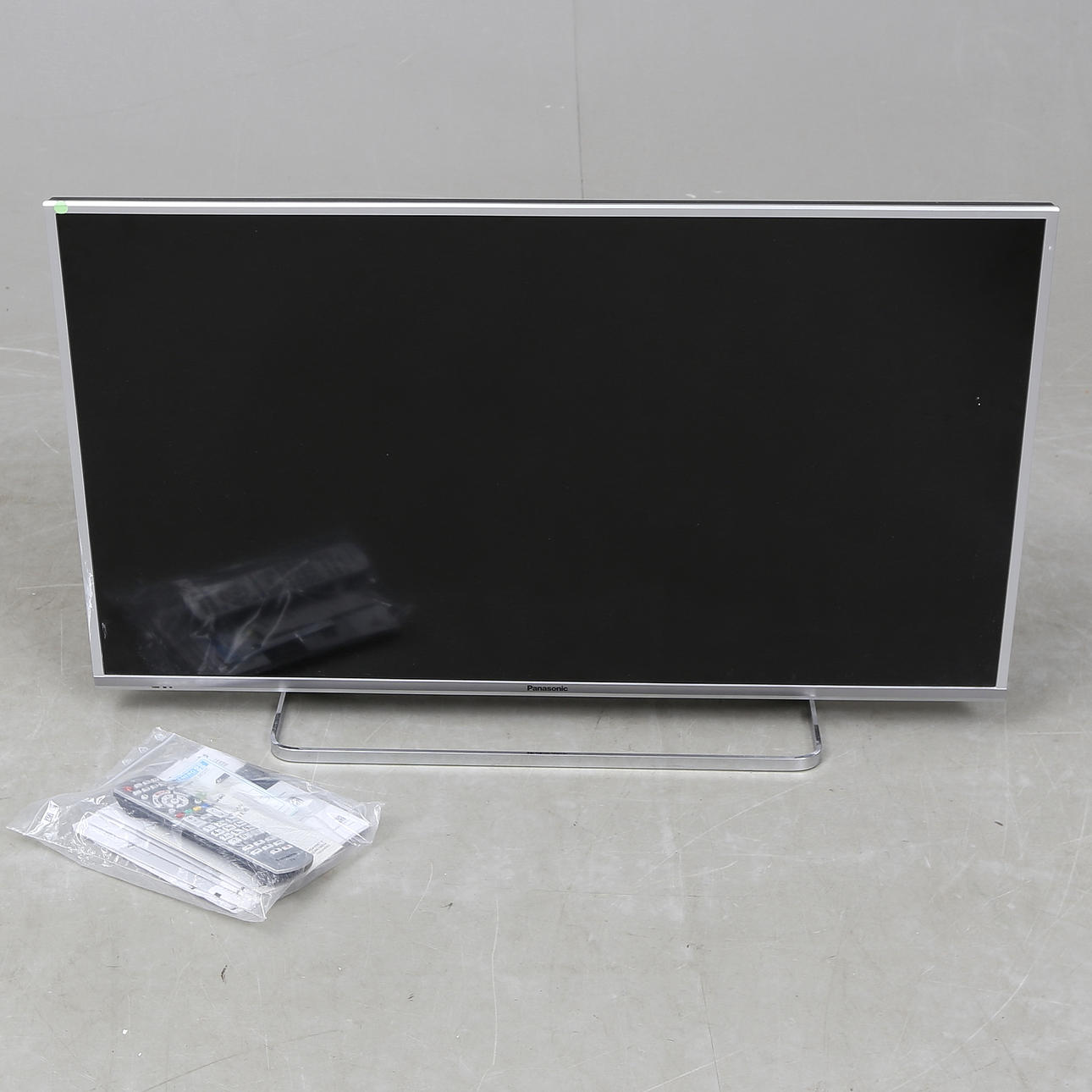 TV, Panasonic, LCD, 40". tx-40cs620e.