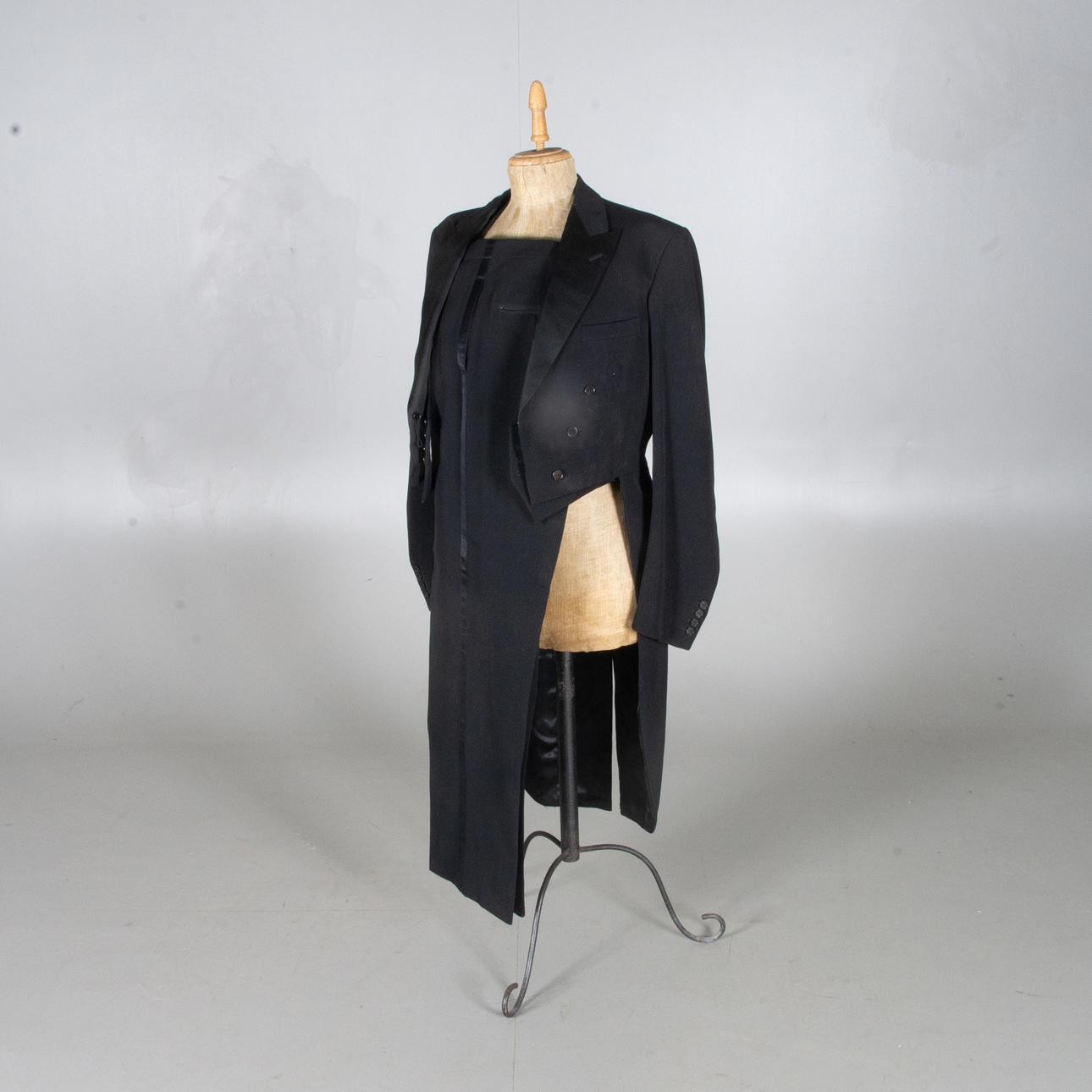 FRACK, 3 delar, "Pingvin", Gustaf Krantz, Helsingborg.