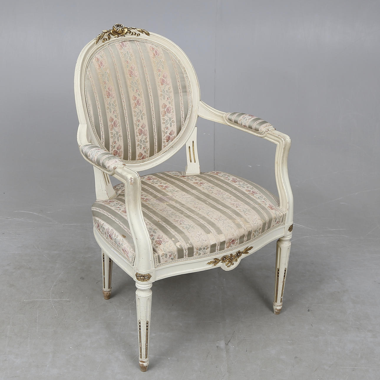 KARMSTOL, gustaviansk stil, 1900-tal.