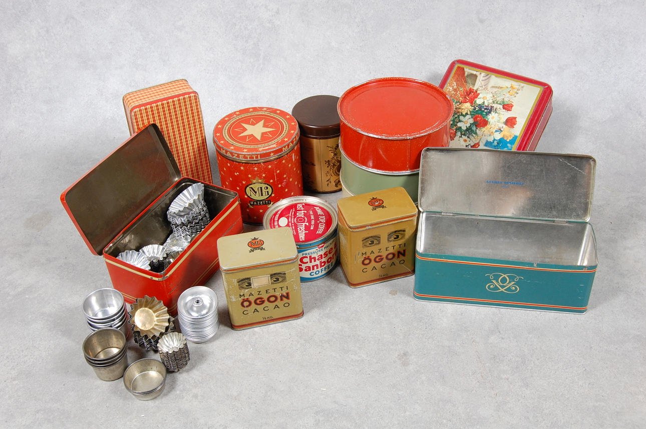 PLÅTBURKAR, diverse, 1900-tal.