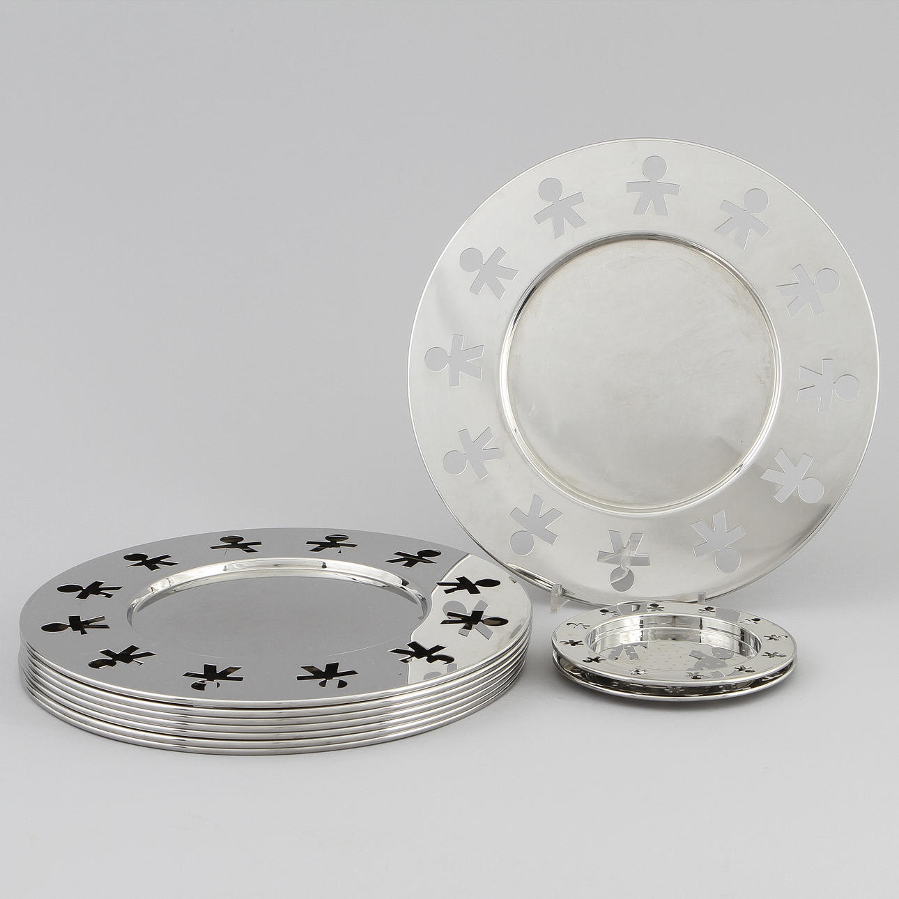 TALLRIKSUNDERLÄGG, 8 st samt COASTERS, 2 st, Alessi.