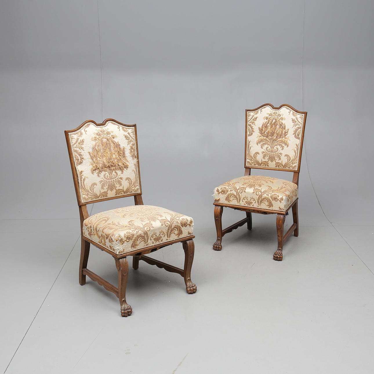 STÜHLE, ein Paar, Hess & Rom Möbelfabrik Berlin, 1900.