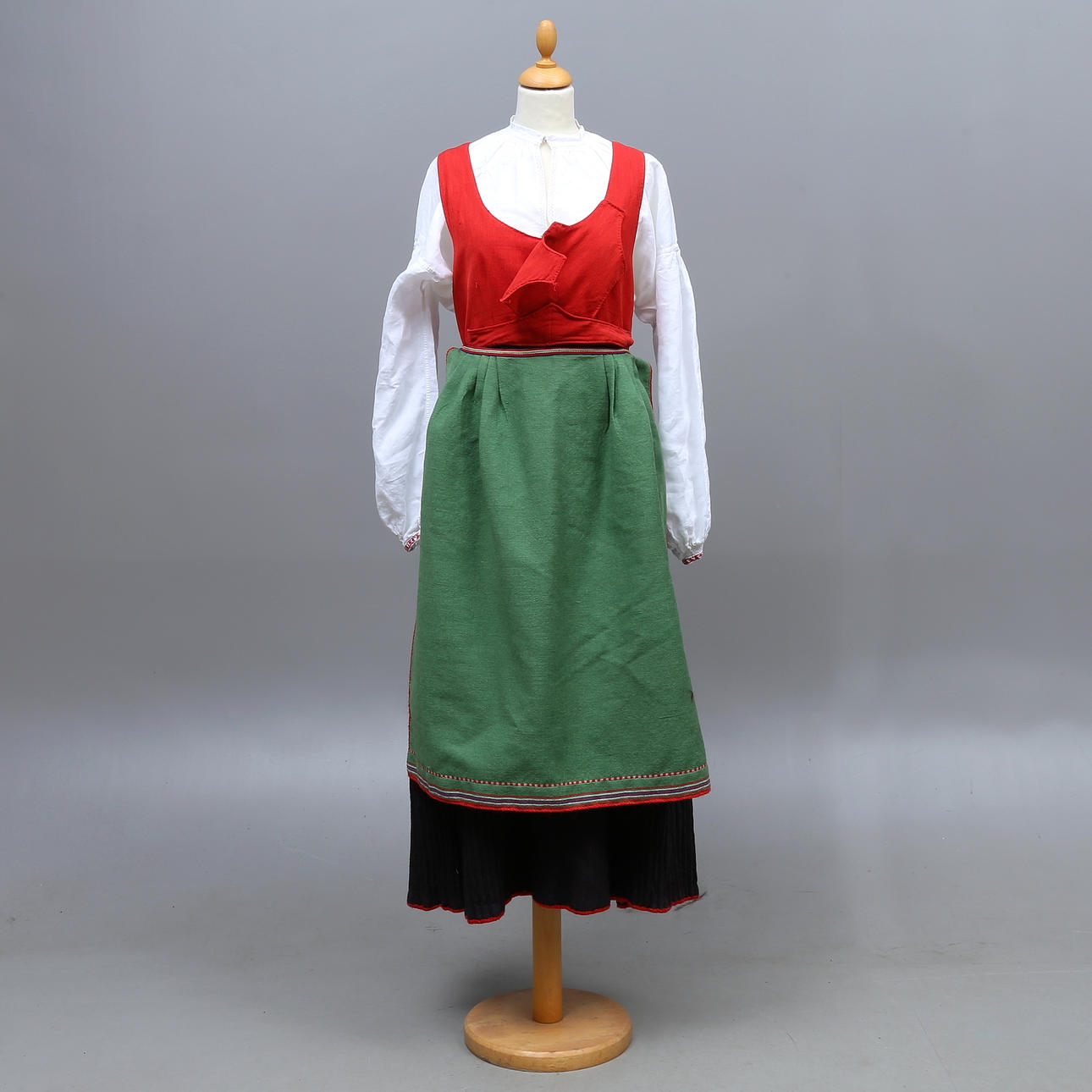 FOLKDRÄKT, Norra Ny, Värmland.