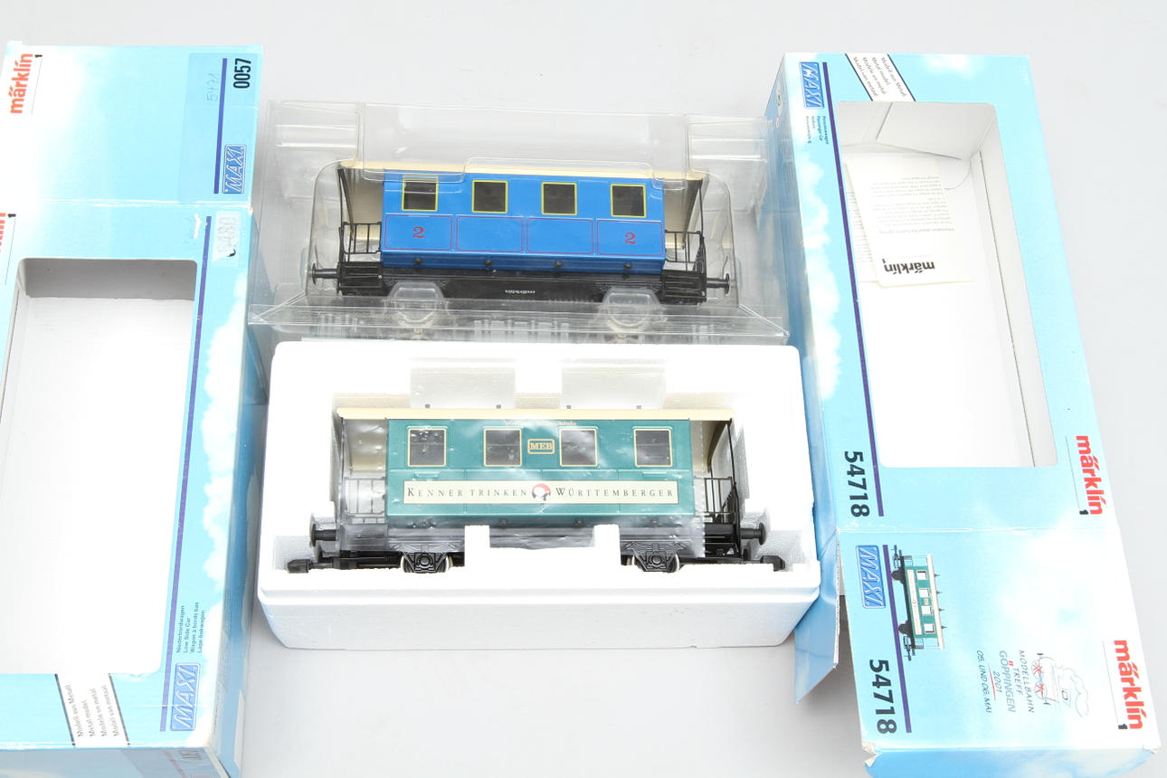 MÄRKLIN MAXI VAGN 554718 och 5471 delvis originalkartong.