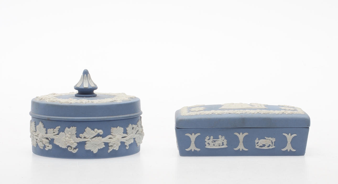 LOCKDOSOR, 2 st, Jasperware, Wedswood, England.