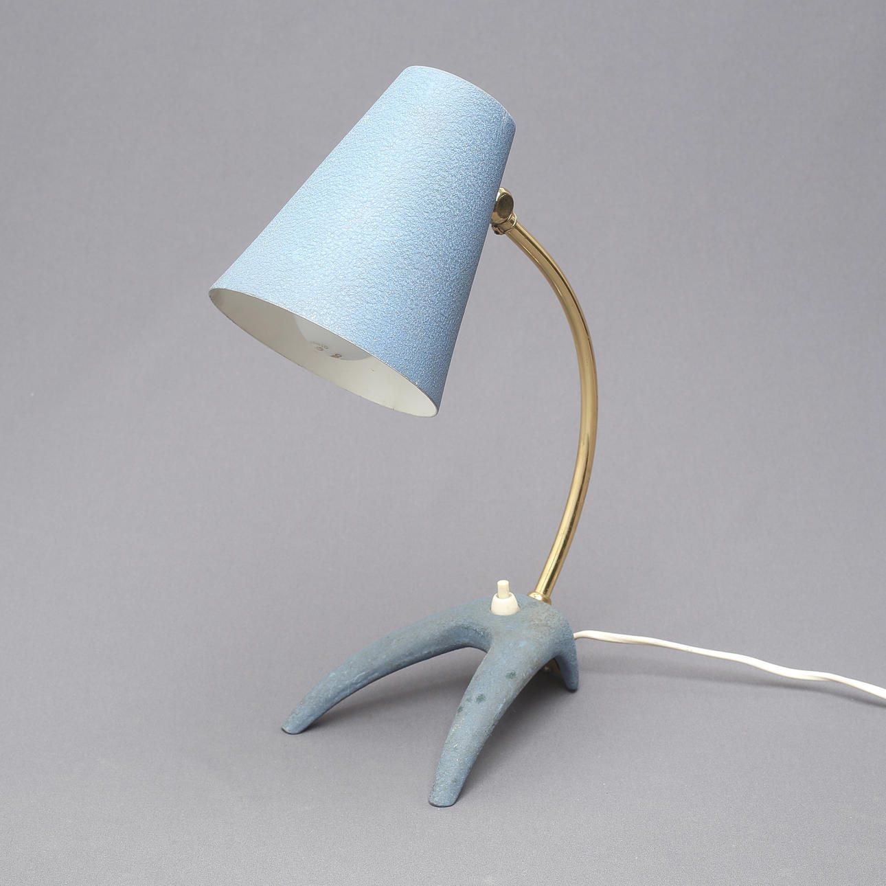 TABLE LAMP, marked EVÅ B52, 1900s.