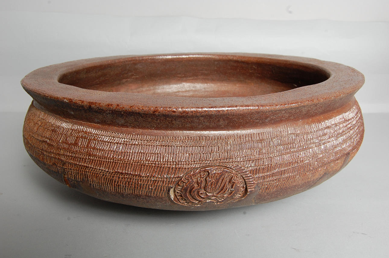 SIGNE PERSSON-MELIN. ytterfoder, stengods, för Campos Filhos, 1977-78.