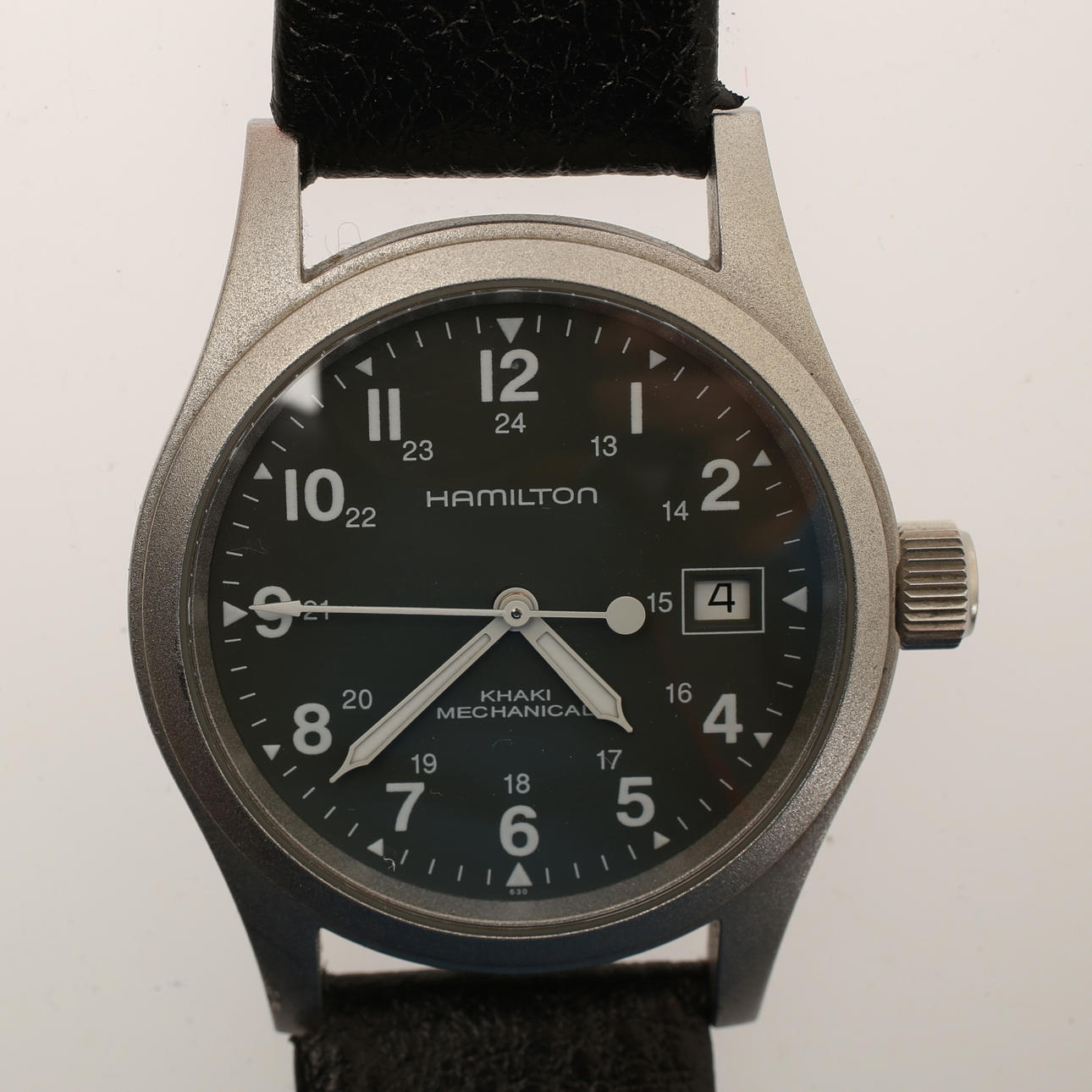 HERRARMBANDSUR, Hamilton.