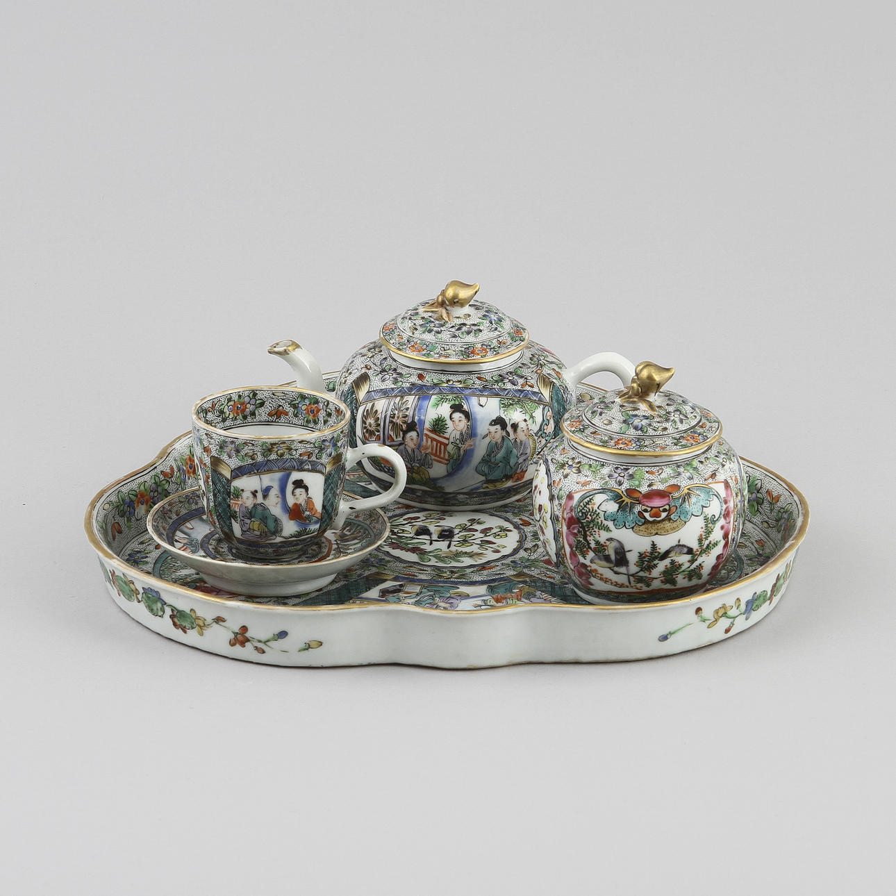 DELAR AV TESERVIS, porslin, Kanton, Kina, 1800-talets slut.