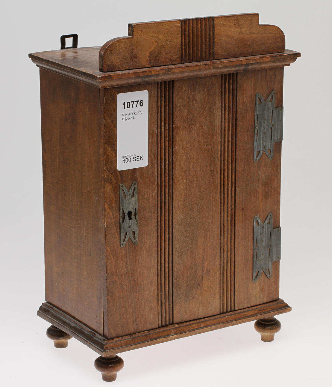 MINIATYRSKÅP, jugend.