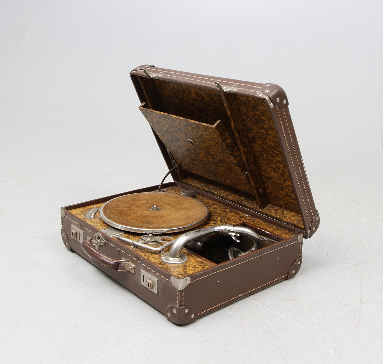 RESEGRAMMOFON, Favorit, 1900 talets första hälft.