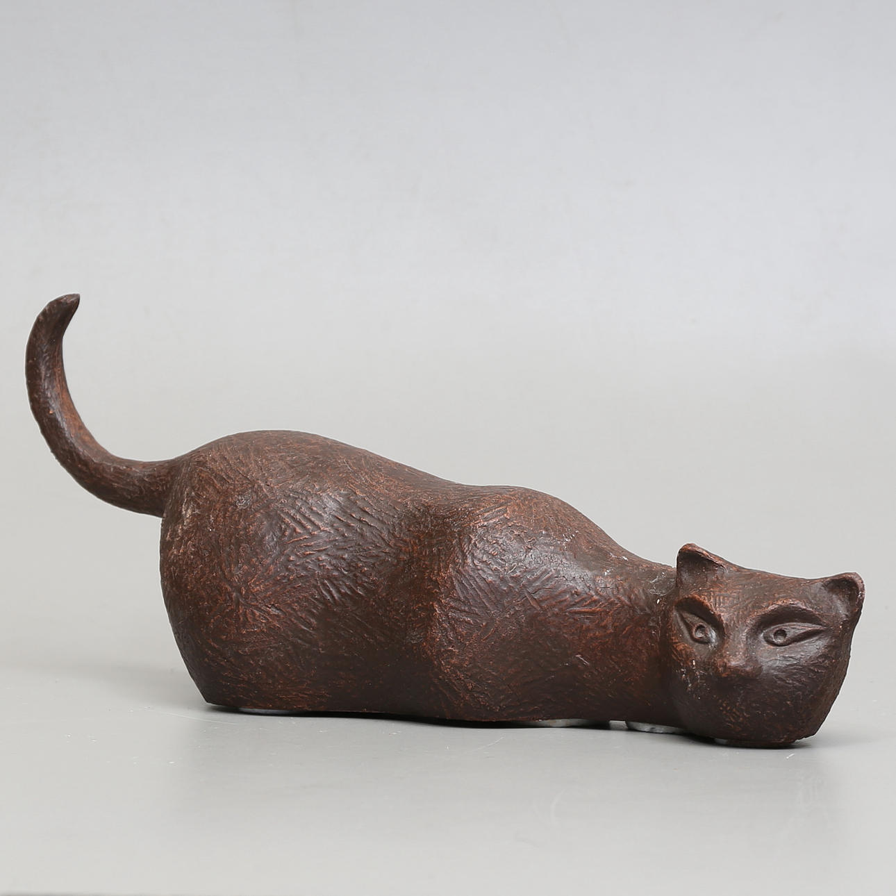 ÅKE FALK. Katze, Steinzeug, signiert.