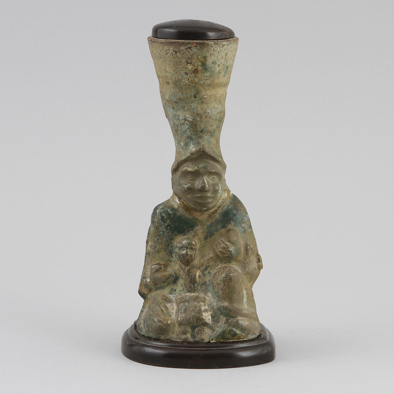 FIGURIN, lergods, Han ( 206 f.Kr.–220 e.Kr.)