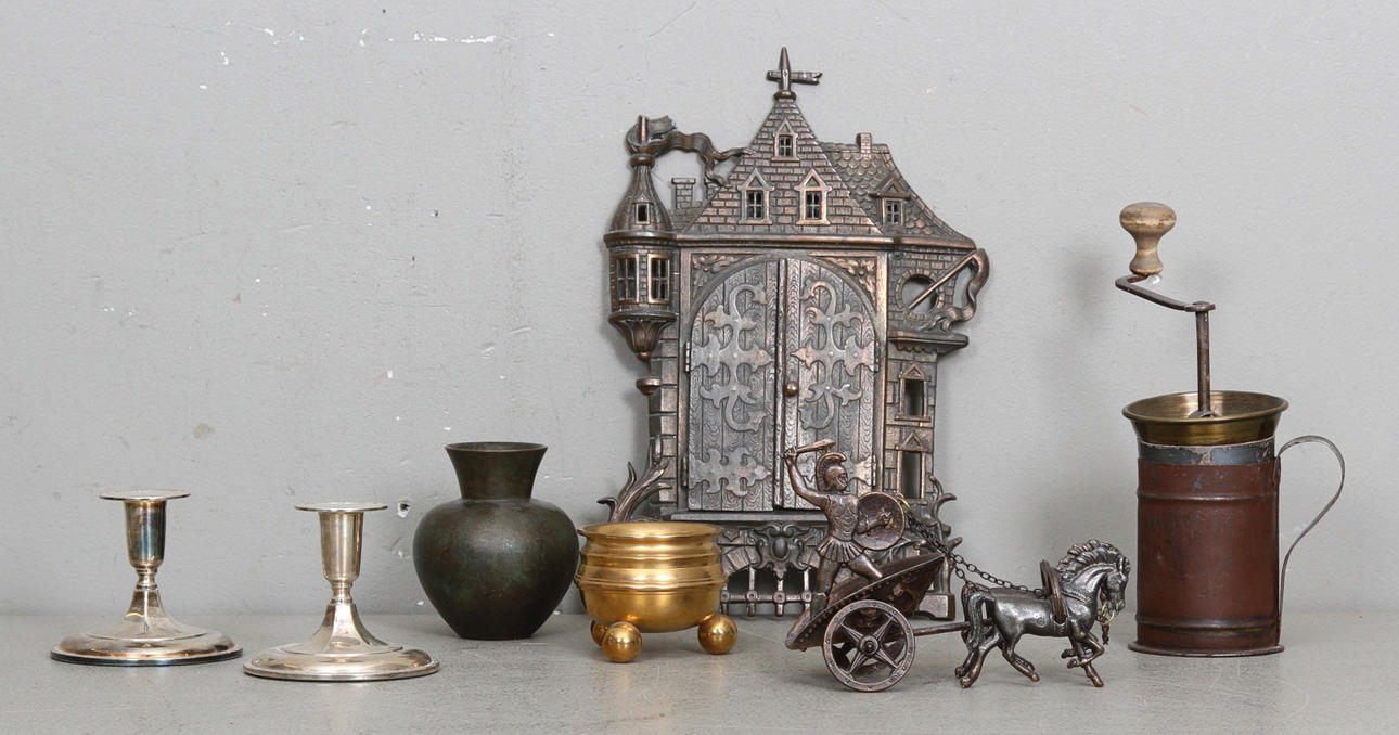 LJUSTAKAR, silver, samt diverse metallföremål, bland annat, Gusum samt GAB Brons.