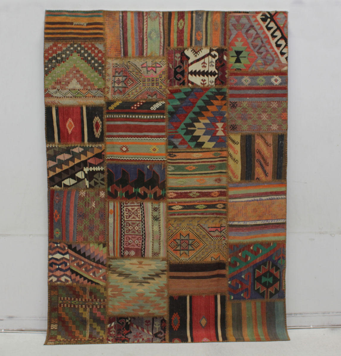 MATTA, Orientalisk, patchwork, 240 x 172 cm.