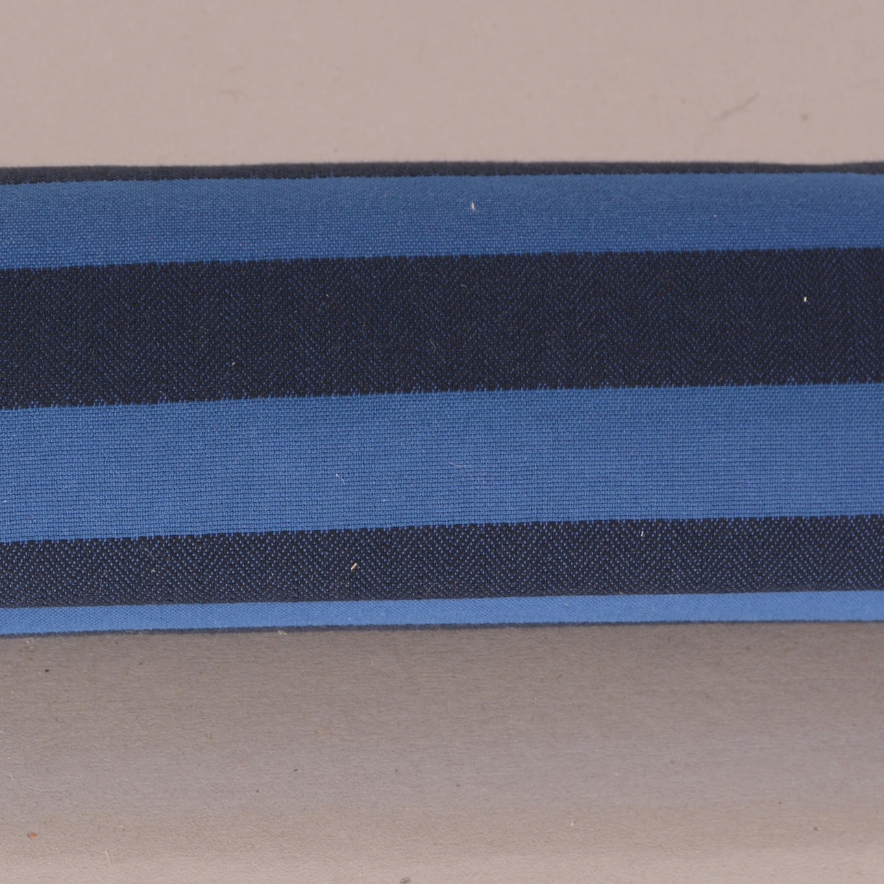 MÖBELTYG, 12 meter.