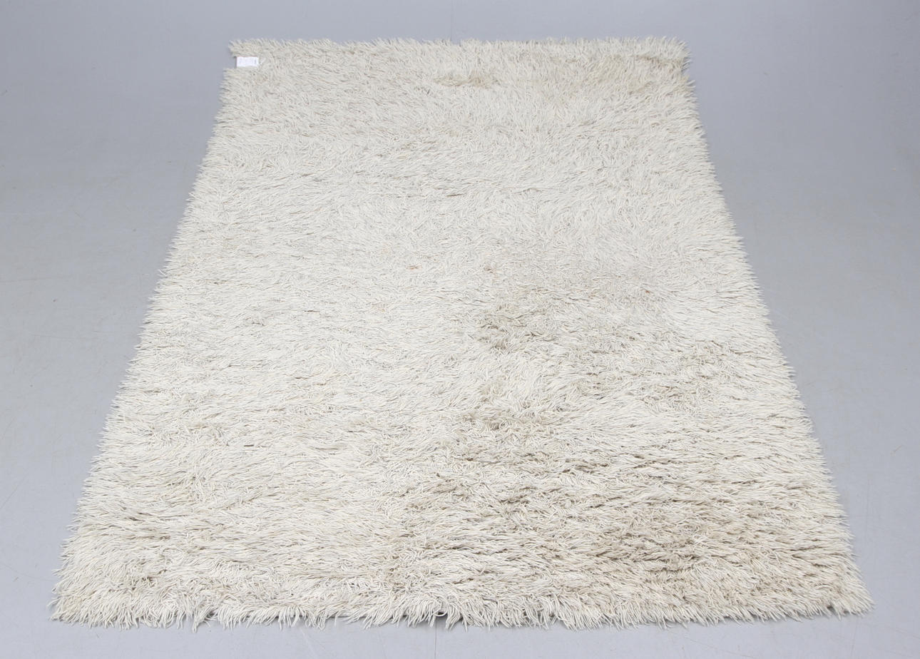 Matta Rya 1900-talets mitt. 165X230 cm.