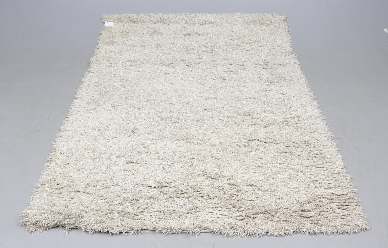 Matta Rya 1900-talets mitt. 165X230 cm.