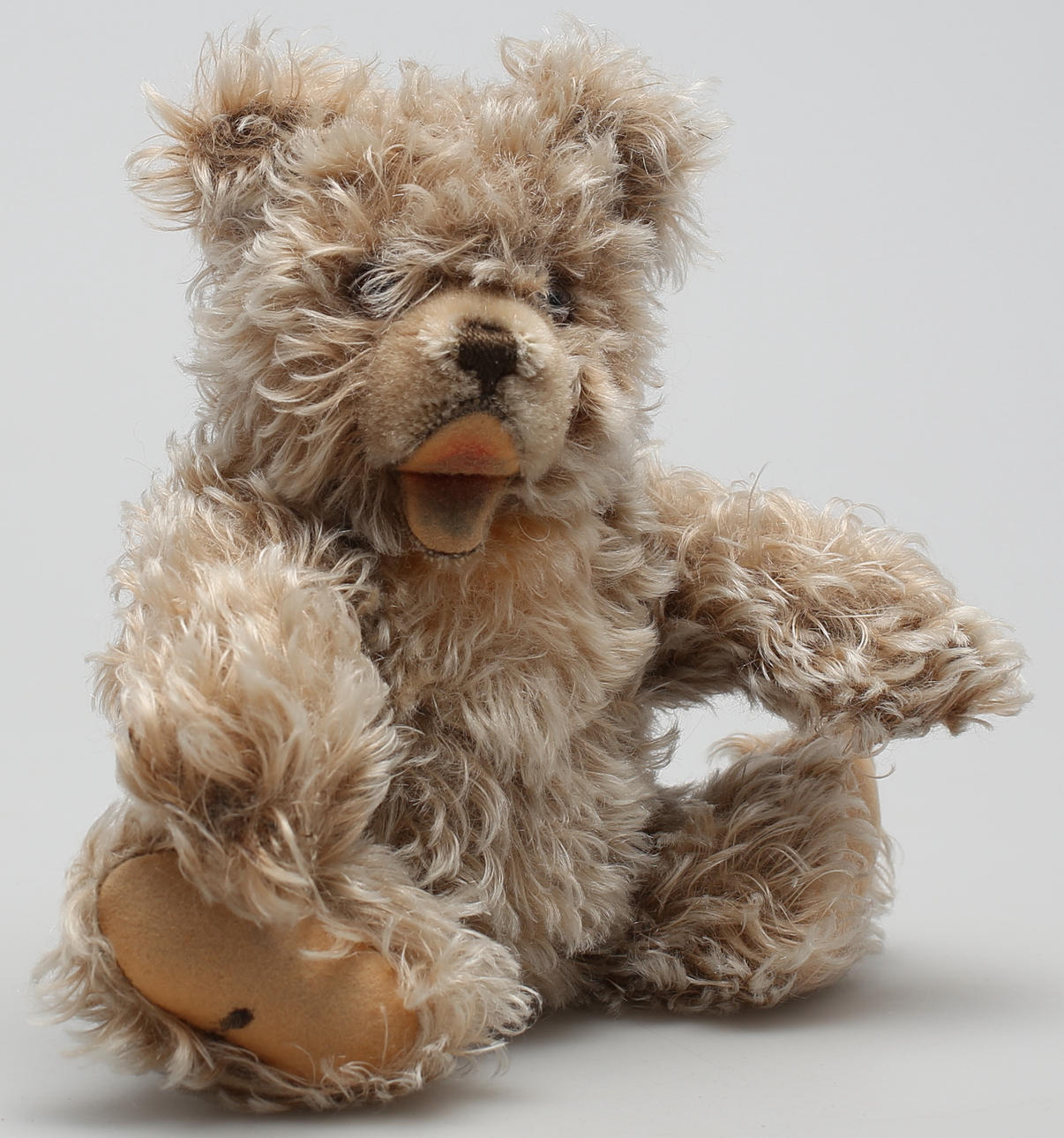 NALLEBJÖRN, märkt Steiff.