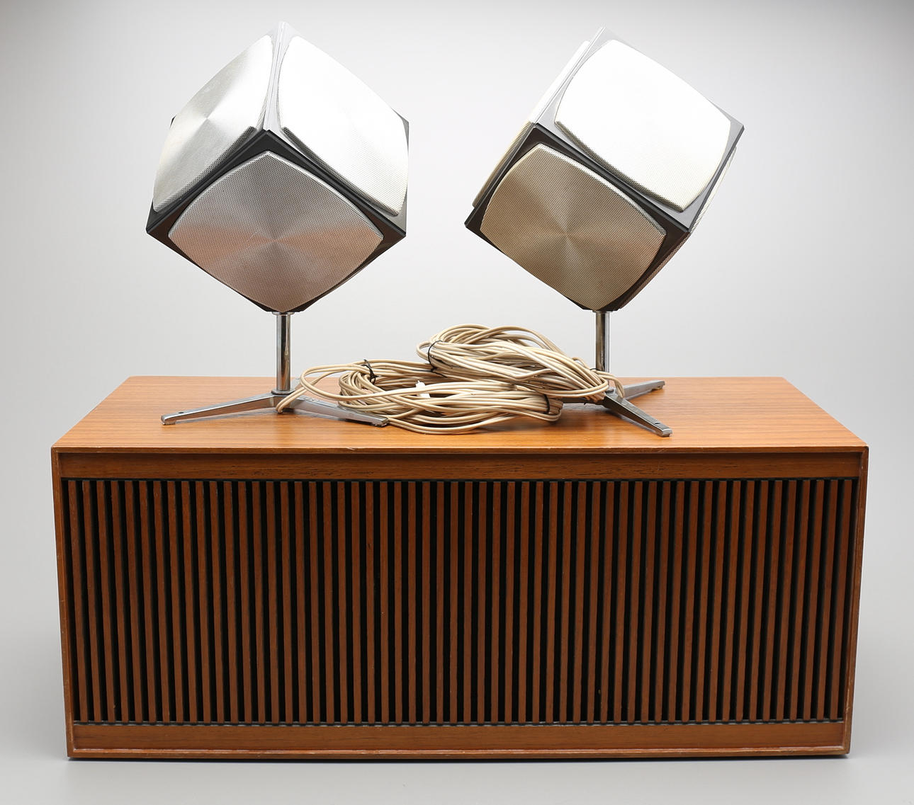 HÖGTALARSYSTEM, "Troika", Grundig, 1900-talets andra hälft.