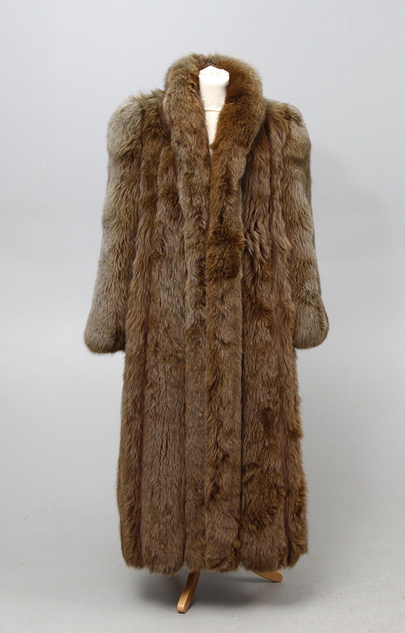 Pälskappa Rävskinn/färgad.